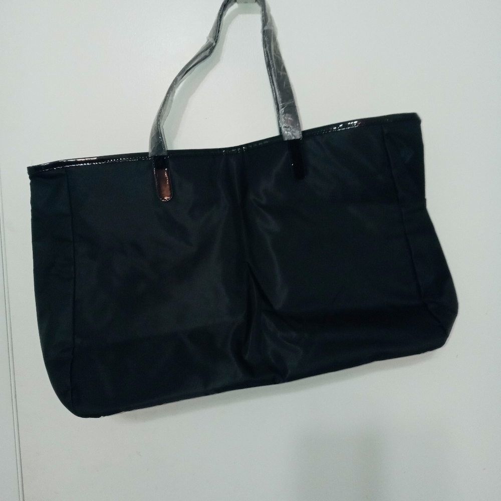 Saks Fifth Avenue Black Nylon Lined Logo Tote Bag With Pocket